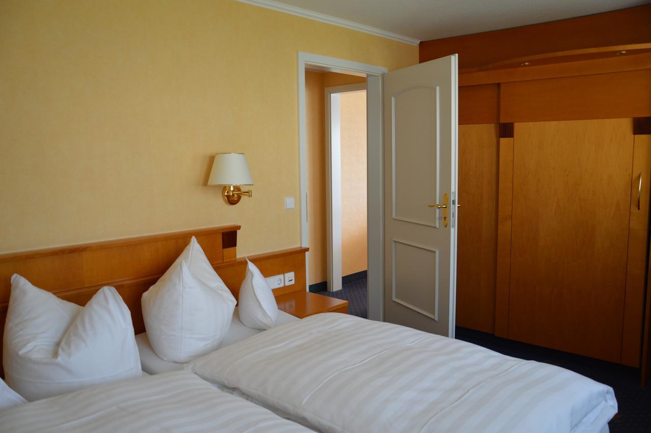 Hotel Engel Langenargen Extérieur photo